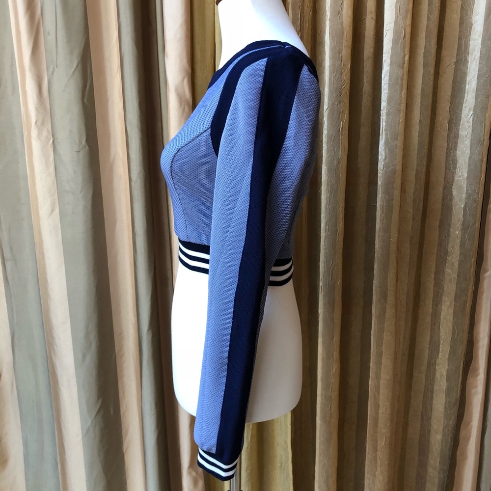 Crop Top - Picture 2 of 3